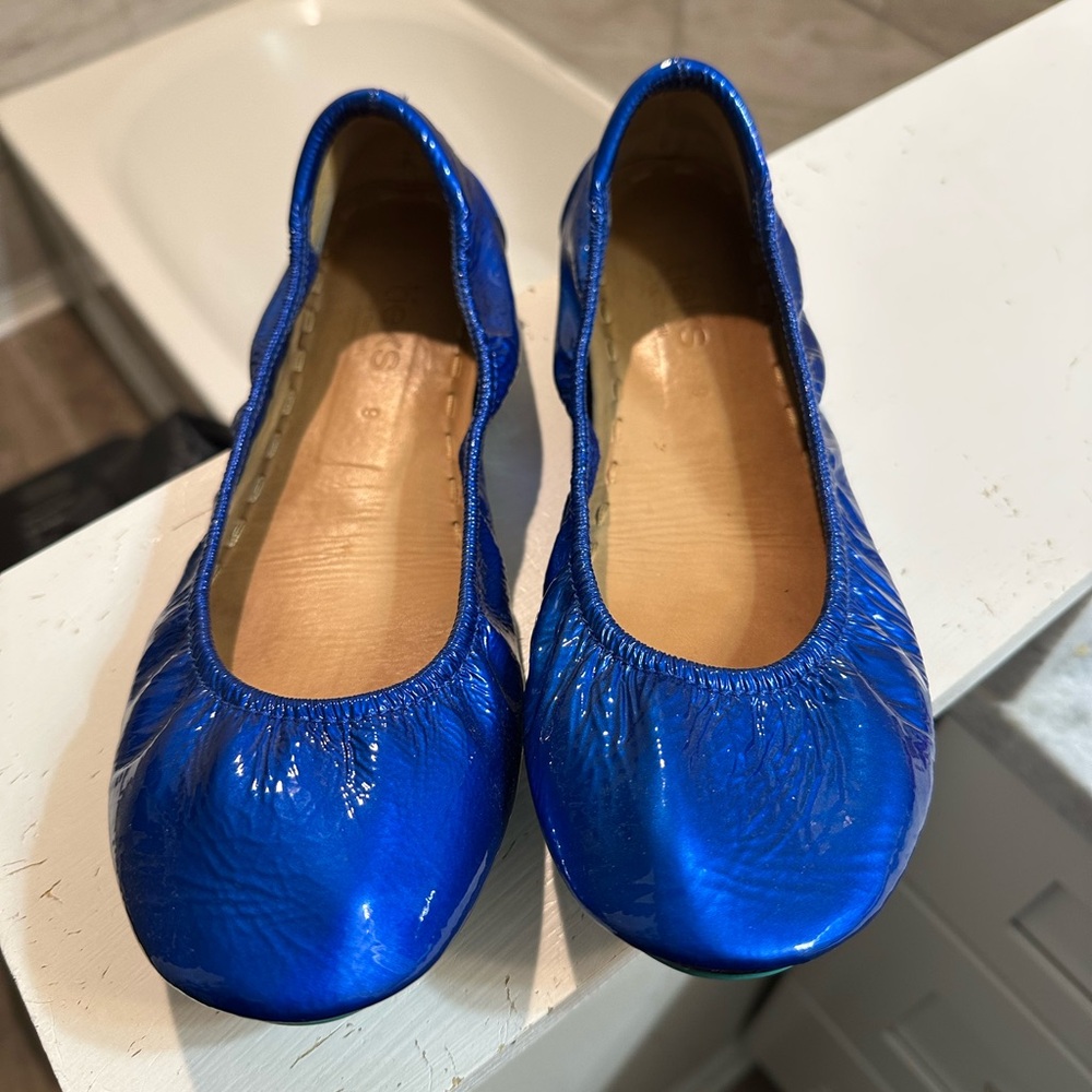 Sapphire blue tieks
